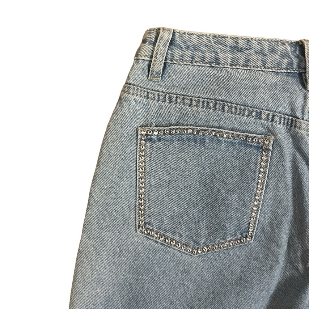 ADIKA Bedazzled Asymmetrical Jeans - Picture 2 of 5